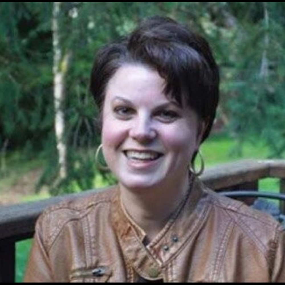Meet your Posher, Carolyn